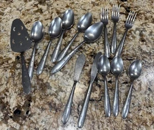 14 pcs - MAR-CREST Stainless Atomic Starburst Stars w/ Serving