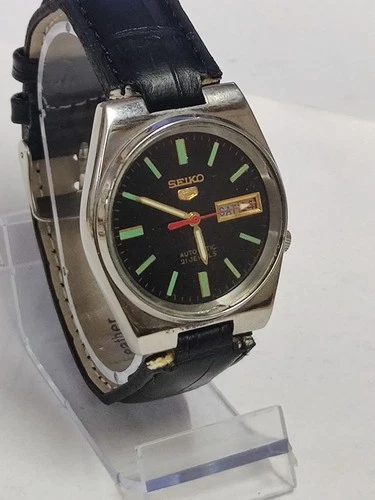 Vintage Seiko Automatic Date Day Dial Wrist Watch  EM1-E1-S