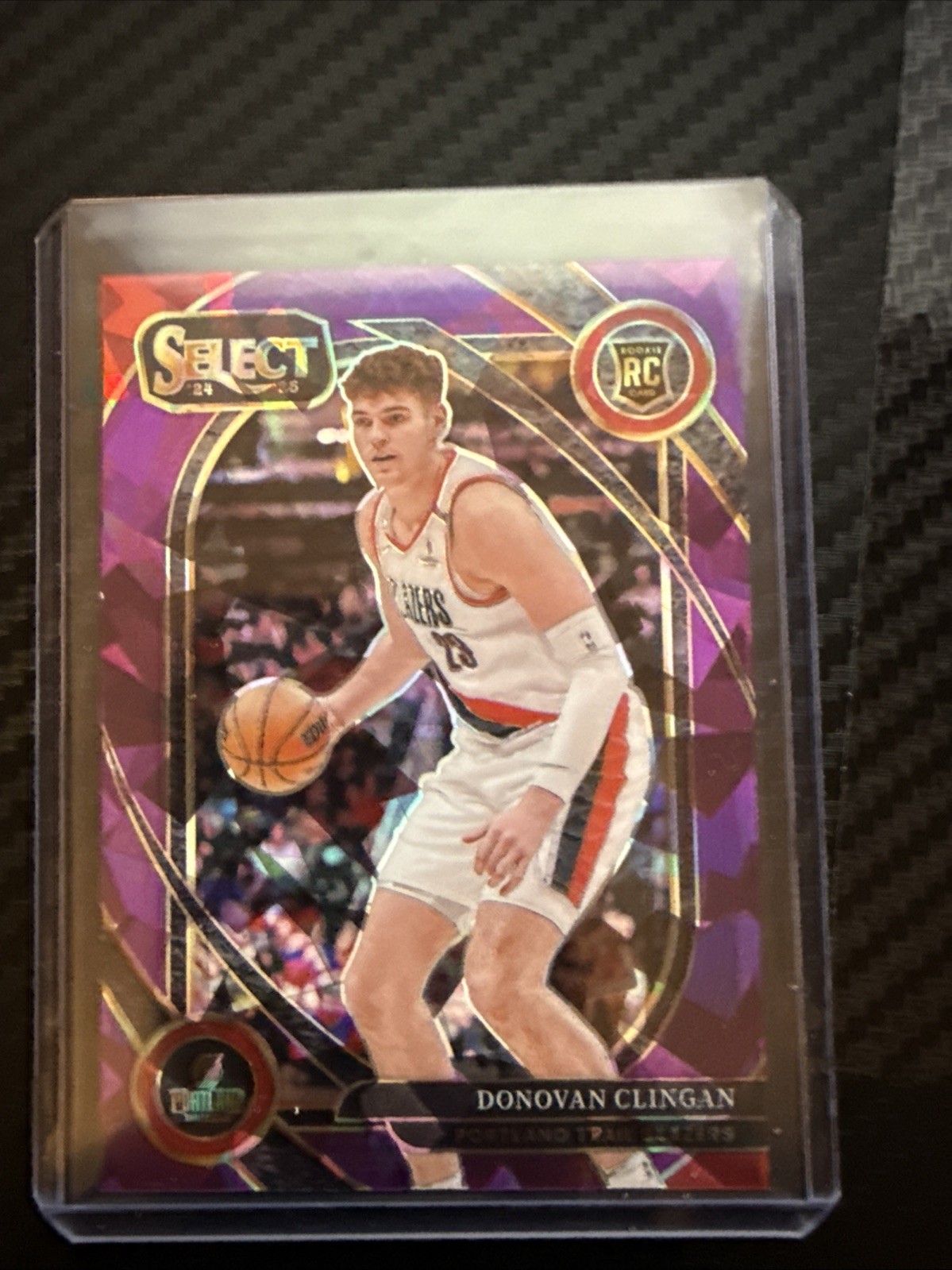 2024-25 Panini Select - Courtside Donovan Clingan #270 Purple Ice /99 (RC)