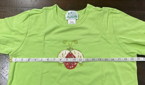 The Quacker Factory T-shirt Sequined Ladybug Beaded • Green • Medium - Picture 4 of 6