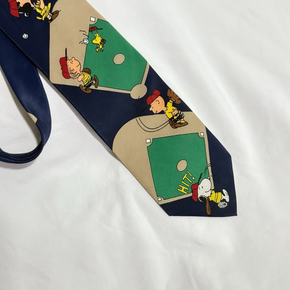 Corbata de béisbol vintage Peanuts - Snoopy, Woodstock, Charlie Brown Foto 3 de 4