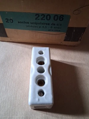 Support porte fusible porcelaine pour Porte-fusible porcelaine Entraxe 20mm - Photo 1/3