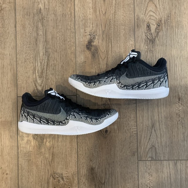 nike mamba rage white