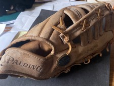 Spalding Fielder's Choice 42-3955 Left Handed Leather Baseball Mitt/Throw Right