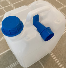 Kanister na wodę Kanister na detergent Kanister 5 l z zakrętką, wylewka