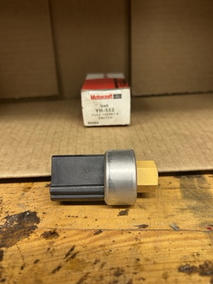 #ad Ford OEM YH 513 HVAC Pressure Switch E35Y 19E561 A NOS Motorcraft $29.00