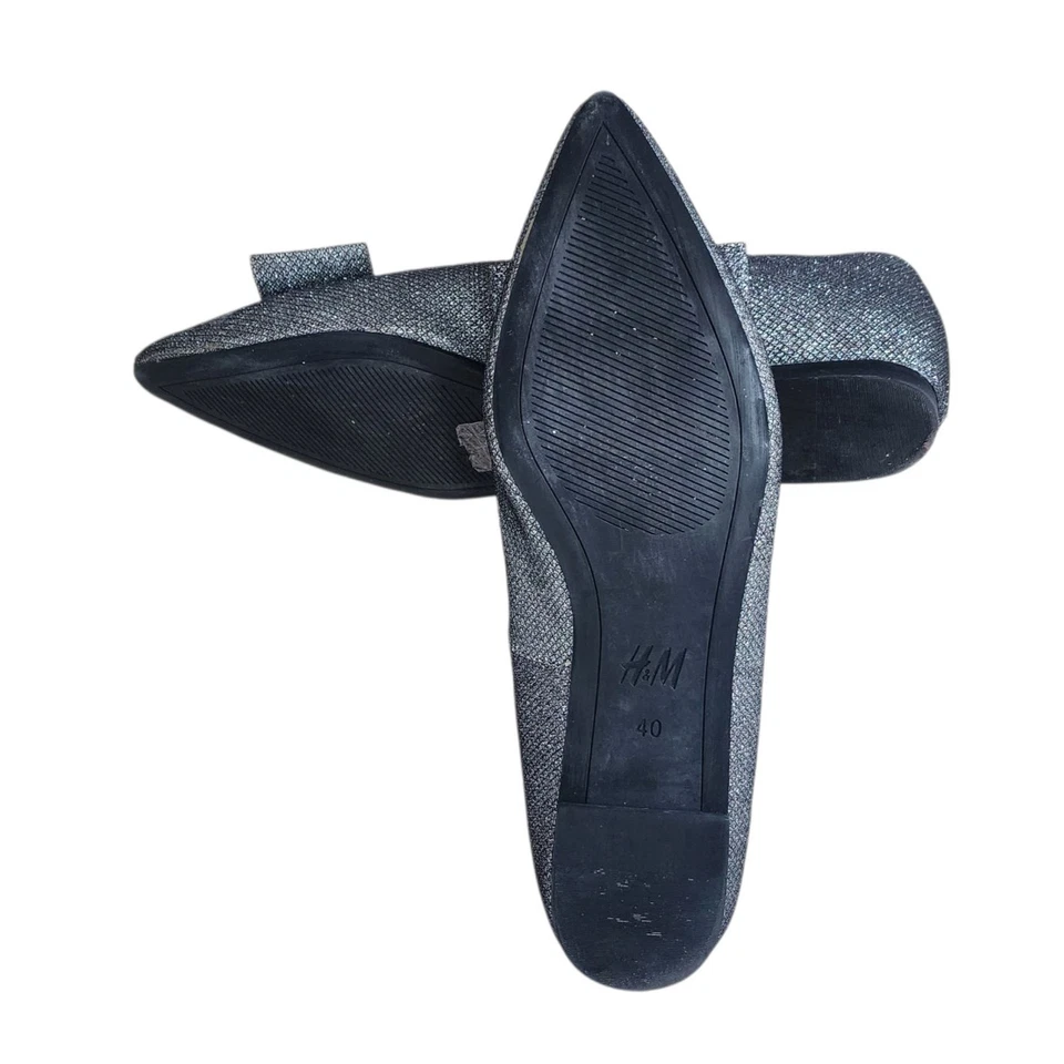 Paquete Lote De 2 Pisos H&M Brillo Ballet Talla 40 EE. UU. 9.5 Arco Plateado Dorado Abierto. Foto 4 de 4