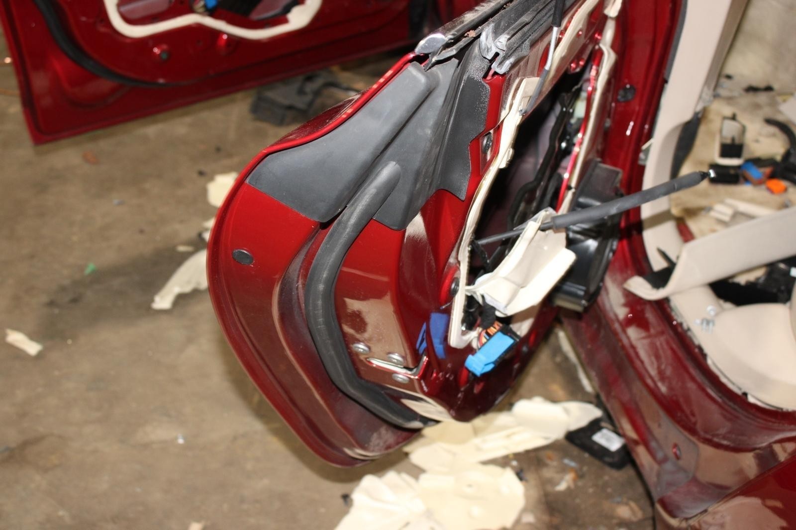 Maserati Ghibli 2014-2017 Rear Left Side door Red