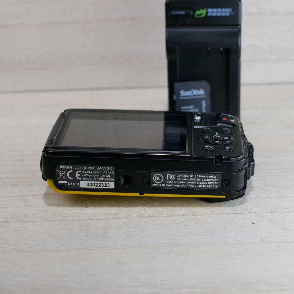 Nikon COOLPIX AW130 16.0MP Waterproof Digital Camera - Yellow *VERY GOOD/TESTED* - Image 3 of 4
