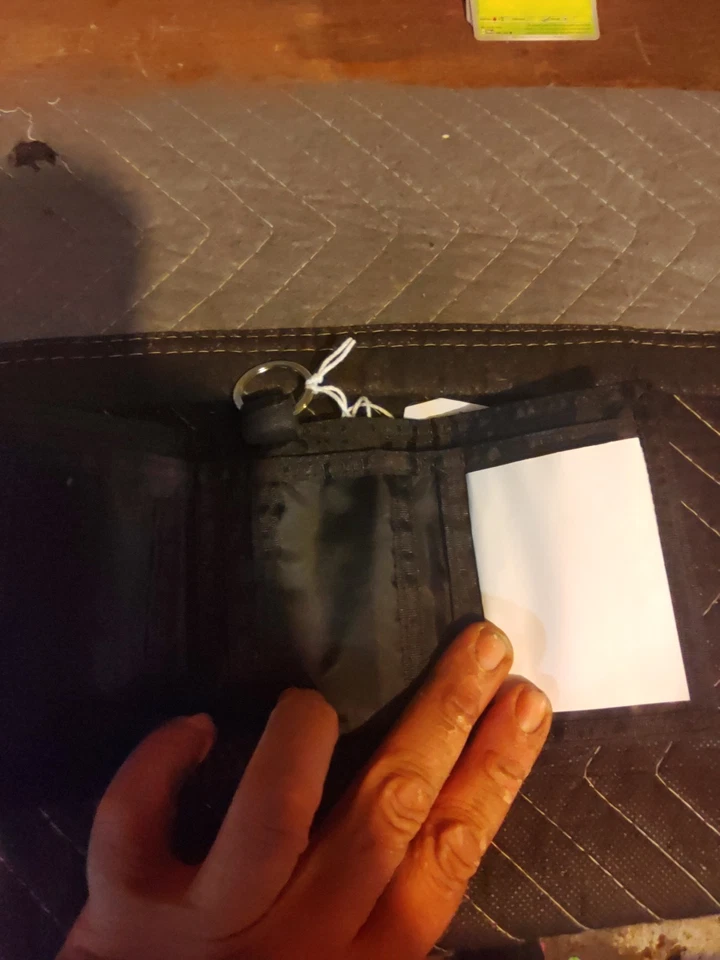 Cartera de Lona OBEY Nueva Con Etiquetas Excelente Estado Foto 4 de 4