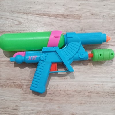 Super Soaker XP 35 XP35 Blaster Water Gun Squirt Nerf