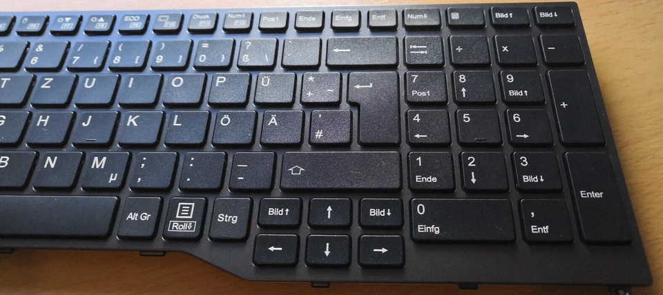 Original Fujitsu Celsius H780 H980 H7510 keyboard keyboard German with plate - Image 3 of 4