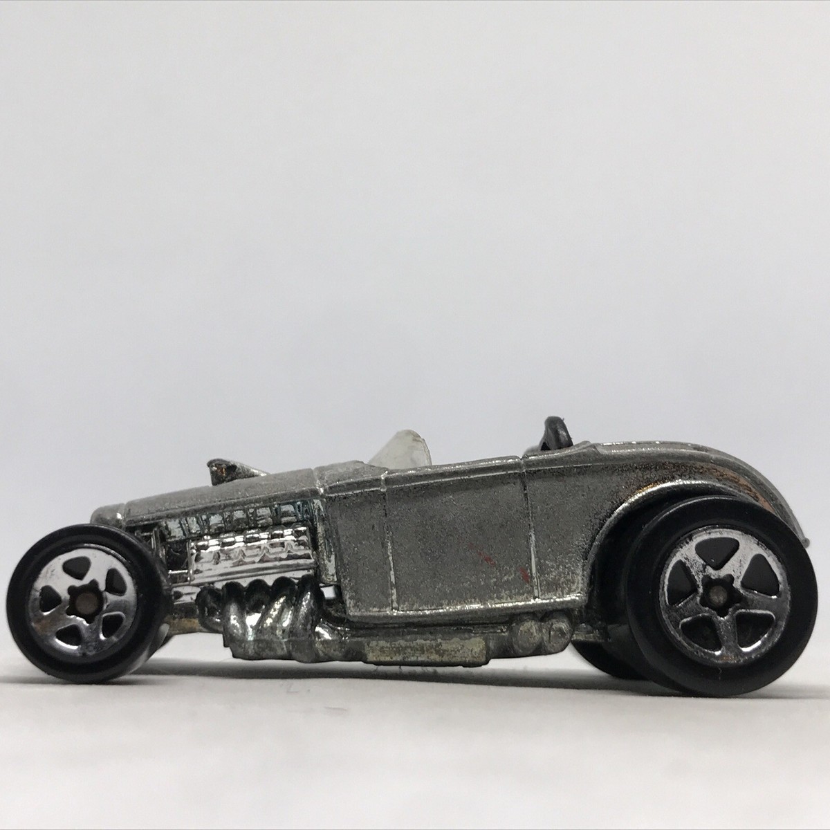 Hot Wheels Deuce Roadster 1999 Silver Made In Malaysia