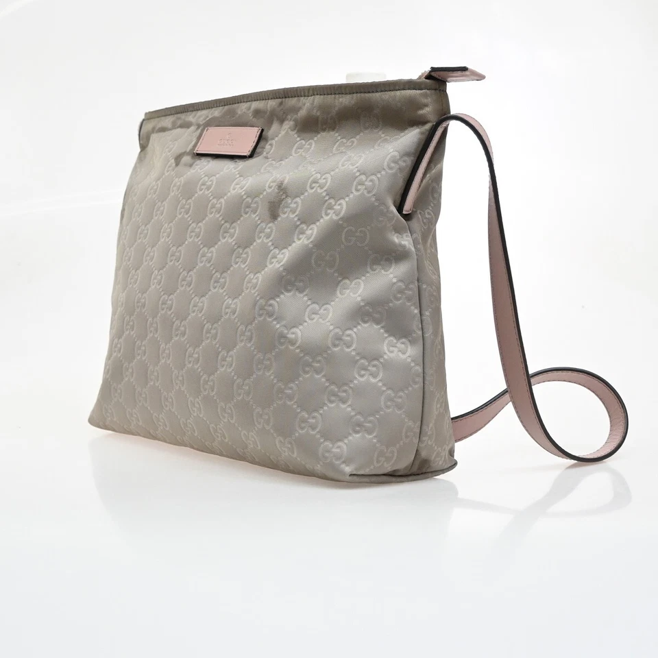 Bolso de Hombro GUCCI Logo GG Patrón Nylon Cuero Gris Rosa SHW Italia 65EE646 Foto 2 de 4