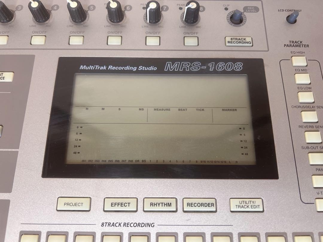 希少品 ZOOM ズーム MRS-1608 マルチトラックレコーダー Zoom MRS1608 16-Track Digital Recording Studio for sale