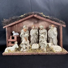 Nativity Scene Wood Creche Porcelain Figurines Jesus Mary Joseph 12" x 8" x 4"