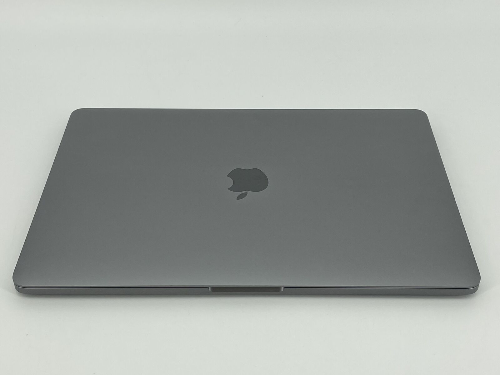 MacBook Pro 13 Touch Bar Space Gray 2020 3.2 GHz M1 8-Core GPU 8GB 