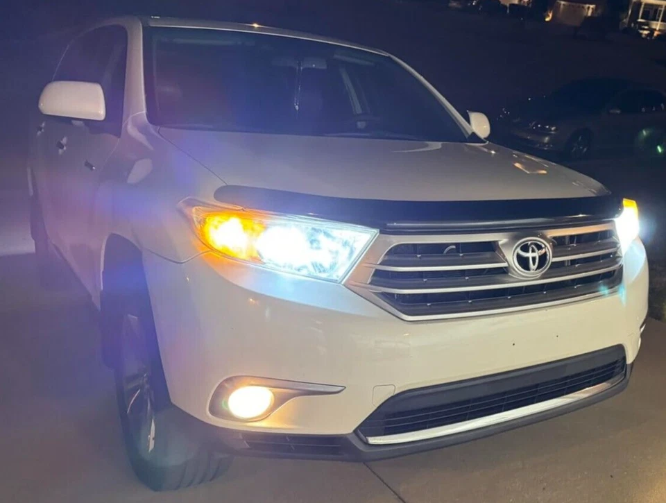 Protector de capó BugFlector deflector protector contra insectos para Toyota Highlander 2011-2013 Foto 3 de 3