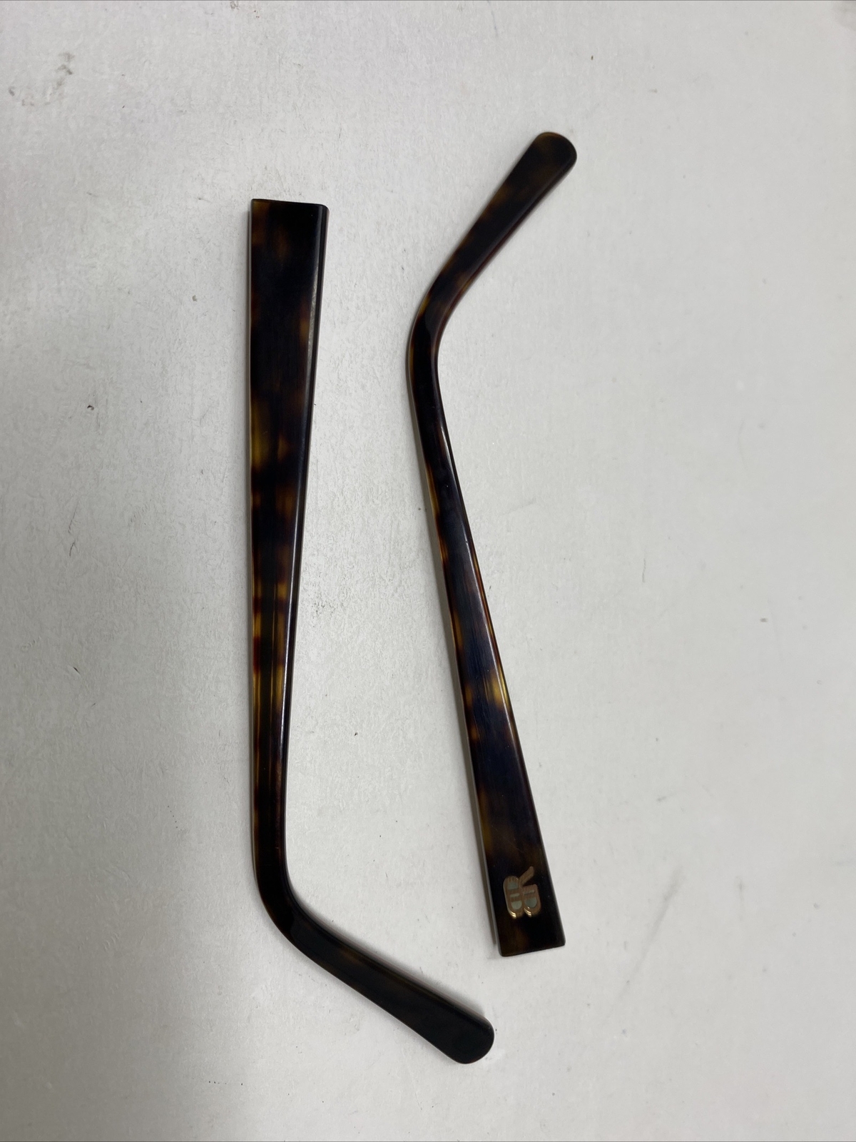 PIEZAS DE BRAZO TEMPLO DE TORTUGA BANNANA REPUBLIC BUFFY 01K2 130 mm / E77