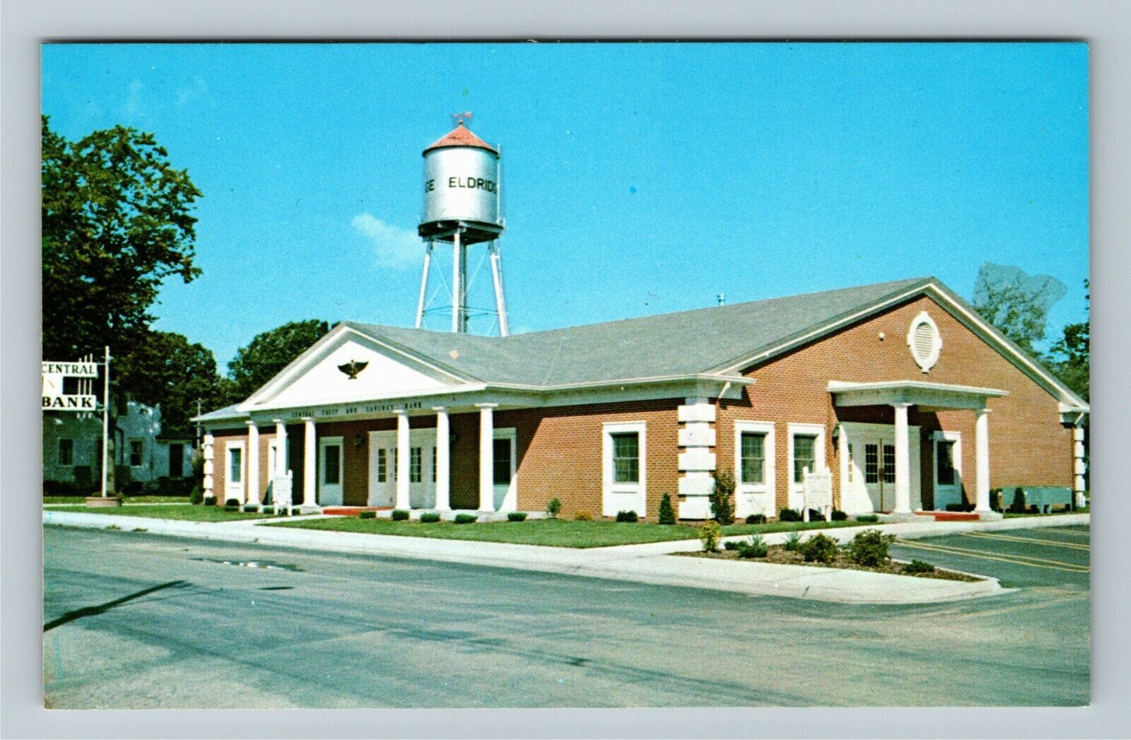 Eldridge IA-Iowa, Central Trust and Savings Bank, Vintage Postcard