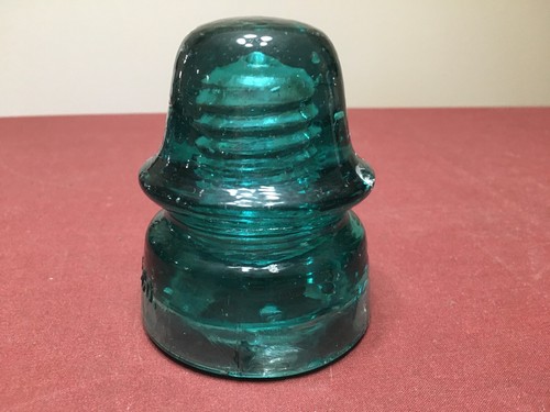 Vintage Rare N.E.G.M. CO. Green Single Medium Wire Insulator - Picture 2 of 5