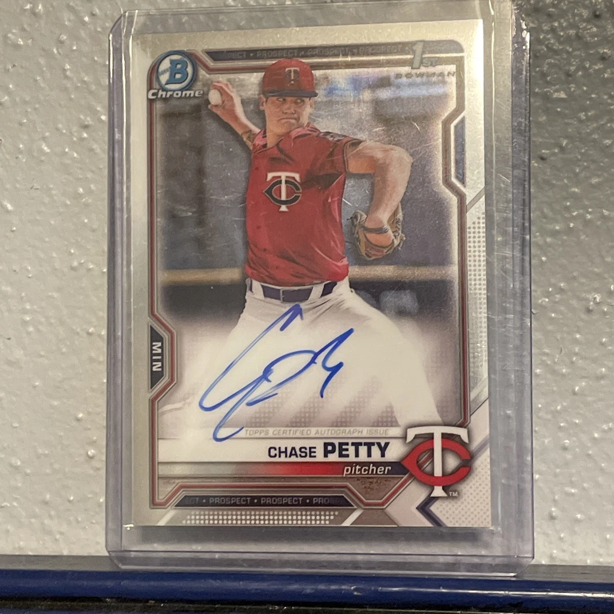 Bowman Baseball Minnesota Twins Autographed Sports Trading Card