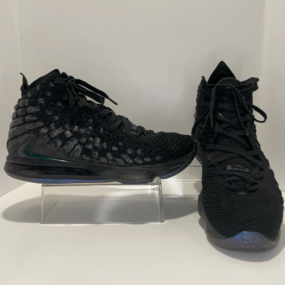 Nike LeBron 17 Currency for Sale | Authenticity Guaranteed | eBay