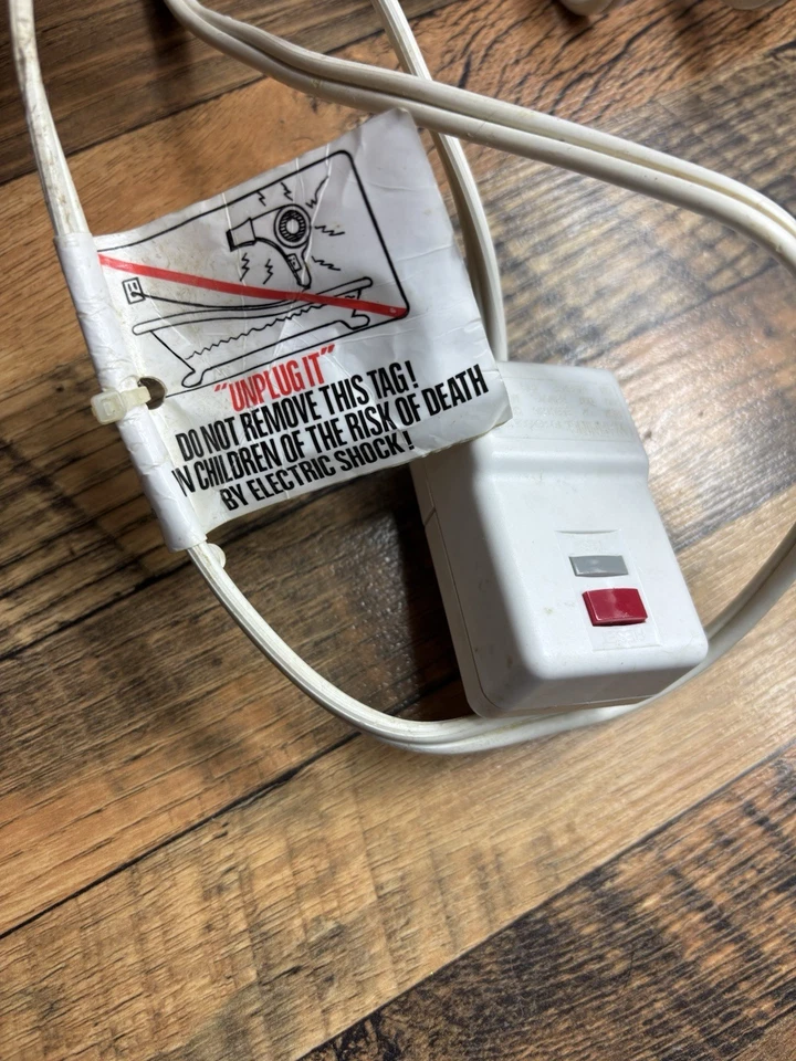 Secador de pelo Sunbeam montaje en pared estilo hotel 1500 vatios 1626-20 vintage blanco Foto 4 de 4