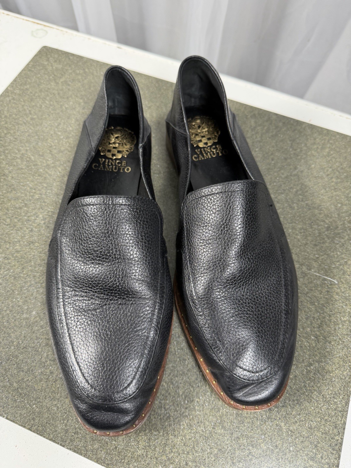 Vince Camuto Cretinian Women’s BlackLeather Slip On Loafers/studded Size 9M