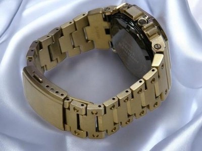 EXC] Casio G-Shock GMW-B5000GD-9JF Gold Stainless Steel Watch