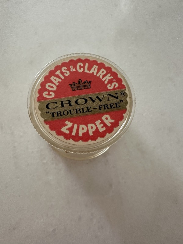 Vintage Coats & Clark’s Crown Zipper Plastic Container Empty Display
