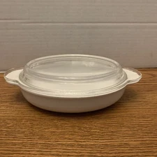 Corning Ware 14oz. White Oval Casserole Dish P-14-B W/Lid