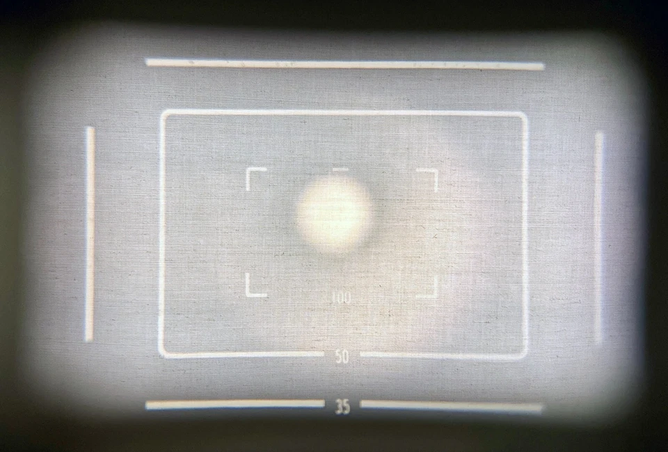 READ! [Near MINT+ w/ Light Meter] Canon P Rangefinder 50mm f/1.8 L39 Mount Japan - Image 4 of 4