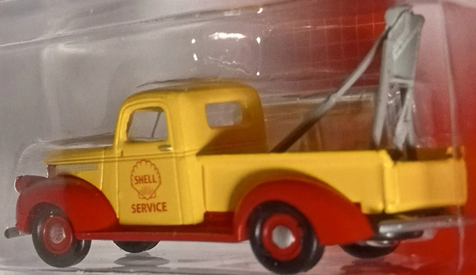 CMW Mini Metals #30395A 1941-1946 Chevrolet Tow Truck Shell Oil Service Towing - Image 3 of 4
