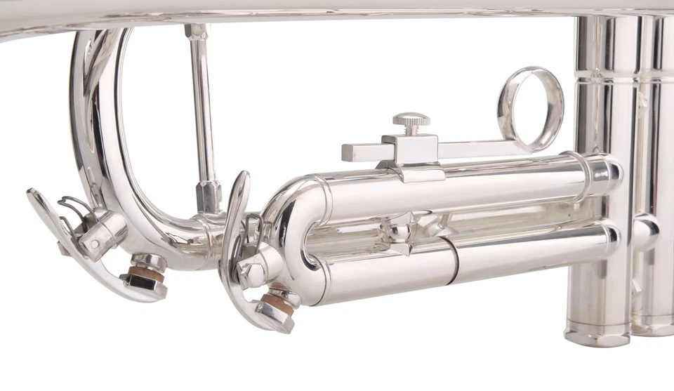 Tromba in Bb Nichel Argento per Studente 3 Embolo Set Custodia Bocchino Leggio - Immagine 4 di 4