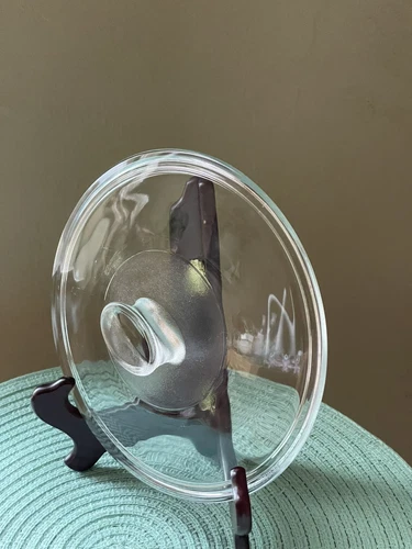 Vintage Pyrex Round Clear Glass CW 22C Replacement Lid  for 8” dish Lip 7 3/8”