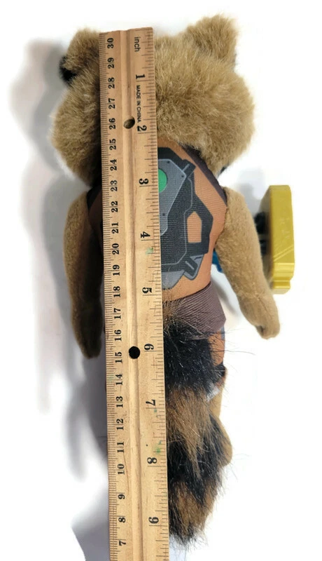 Brinquedo de pelúcia Guardiões da Galáxia Rocket Raccoon e McDonald's Marvel Comics - Imagem 4 de 4