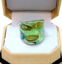 Boho Floral Art on Green Chunky Style Hand Blown Glass Bling Ring - Size 8.75