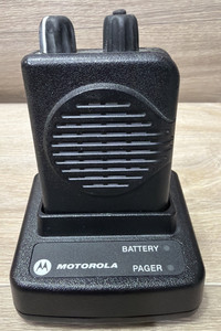 MOTOROLA MINITOR V (5) PAGER - VHF No Charger