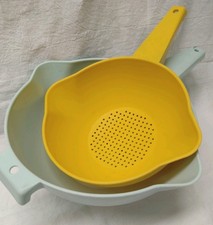 2 Vintage Tupperware Colanders Strainers w/Handles Aqua & Yellow 1970s-80s
