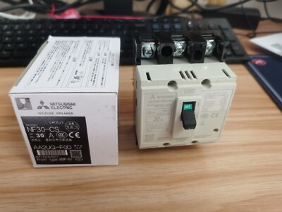 Mitsubishi NF30-CS 30A Non-Fused Circuit Breaker 500V Lot Of 3