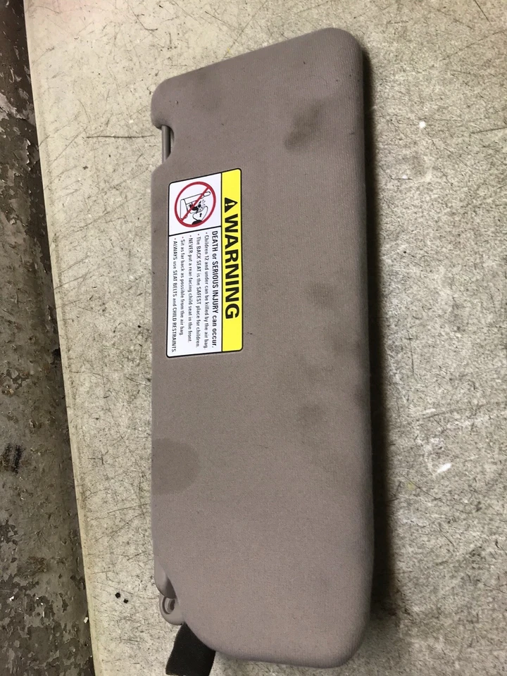 Parasol derecho pasajero Mercury Cougar 99 00 01 02 diestro  Foto 2 de 2