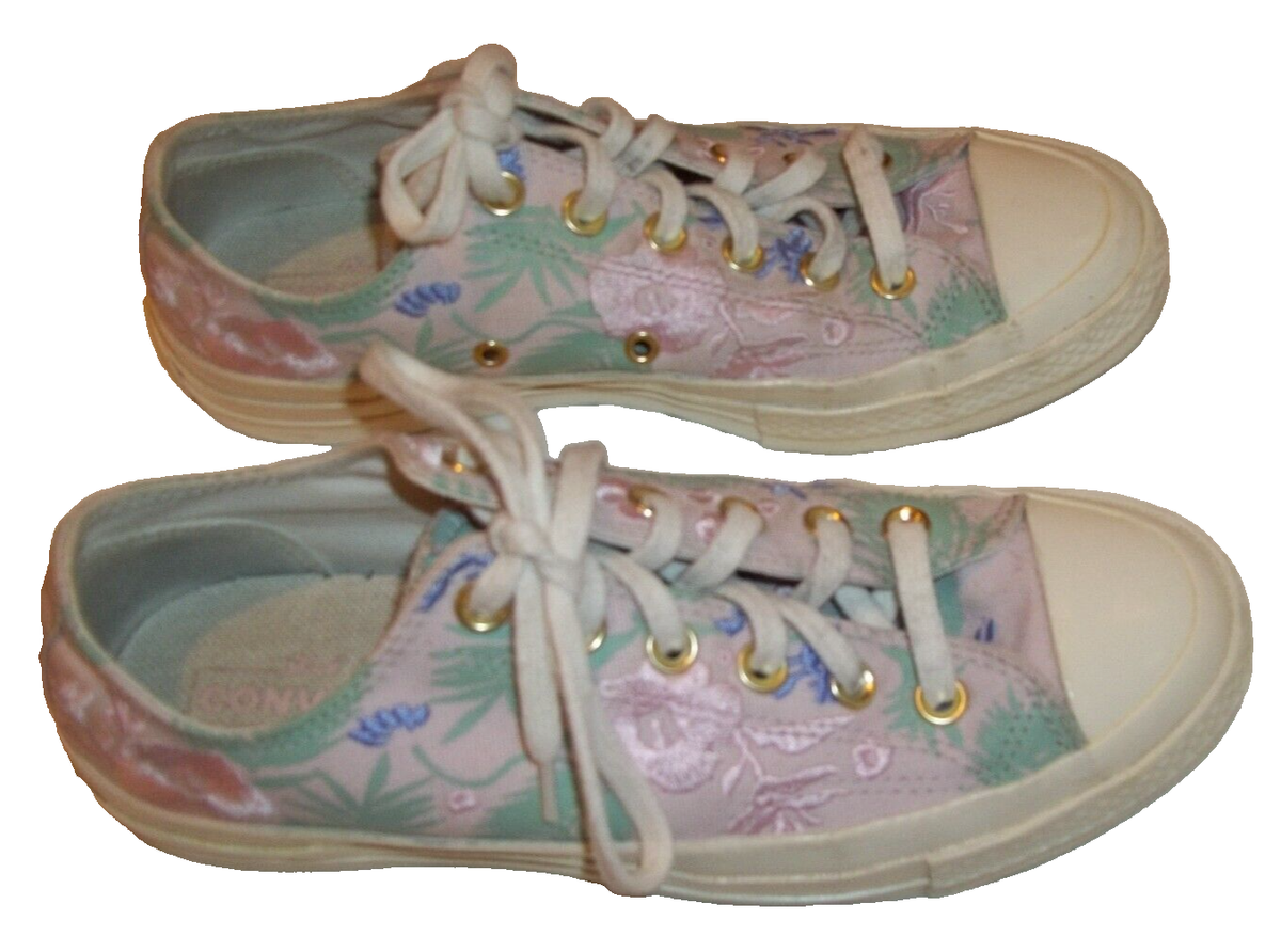 Converse ALL STAR Chuck Taylor Sneakers Floral Embroidered Womens