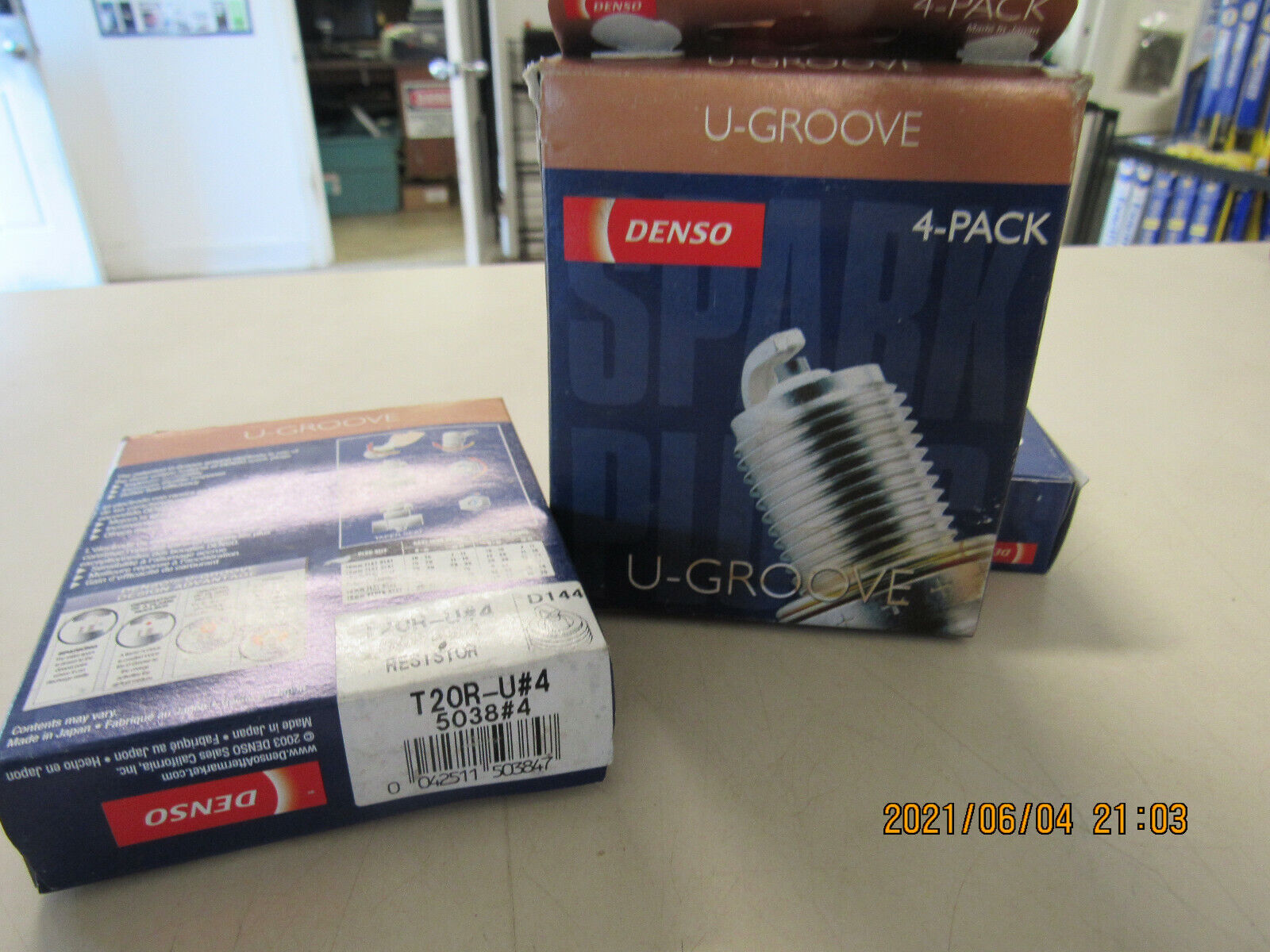 Denso Spark Plugs UGroove T20R-U #4 5038#4 Resistor 2 Boxes -4 pk