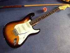 Reliquia smerlata SQUIER-Strat, 20° anniversario, giocando ala Yngwie, Ritchie & Co!