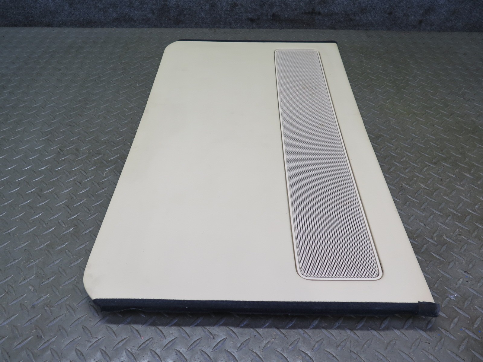 2006-2012 BENTLEY FLYING SPUR FRONT UPPER SUNROOF SHADE COVER