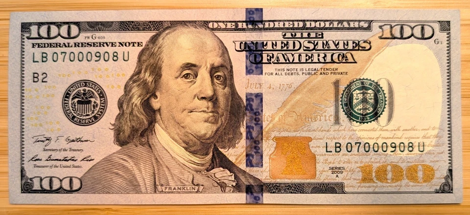 US $100 Dollar Bill 2009 Fancy Serial # 07000908 - Image 2 of 4