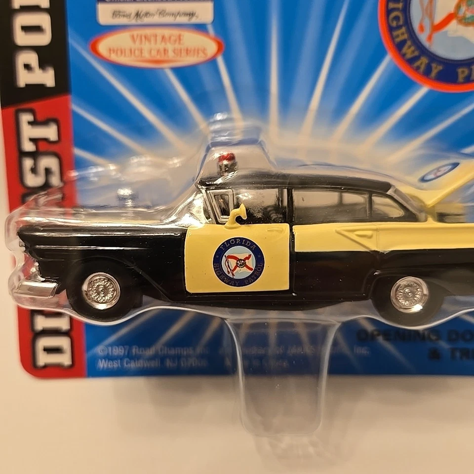 Vtg 1997 Road Champs FLORIDA HIGHWAY PATROL CAR 1:43 Scale Die-cast  - Image 2 of 4