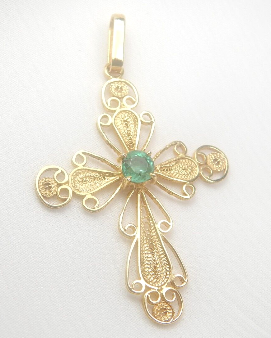 Colombian Round Emerald Pendant Cts Sterling Silver Gold