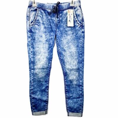 levis womens joggers